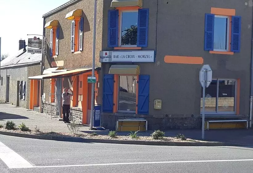 Majatalo Café De La Croix Morzel