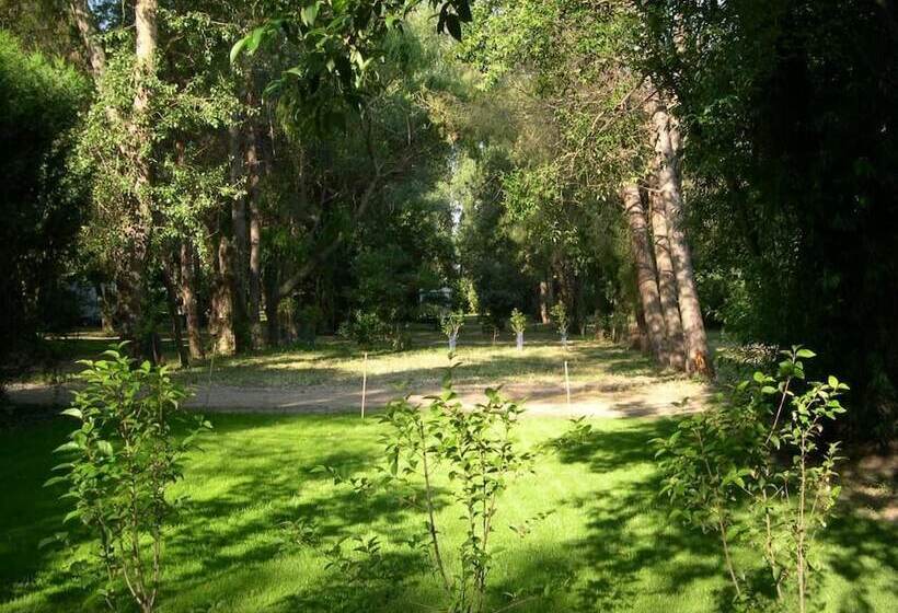 هتل Camping De La Chapelette