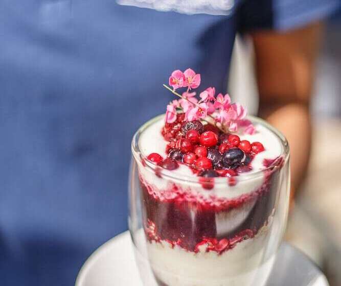 בית מלון כפרי Roost Glamping   Sha Certified