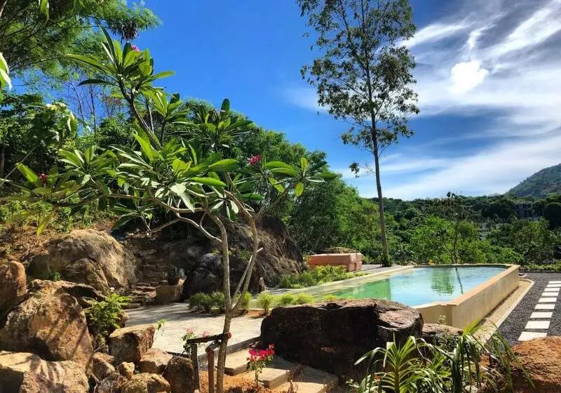 ホテル Roost Glamping   Sha Certified