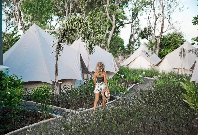 ホテル Roost Glamping   Sha Certified