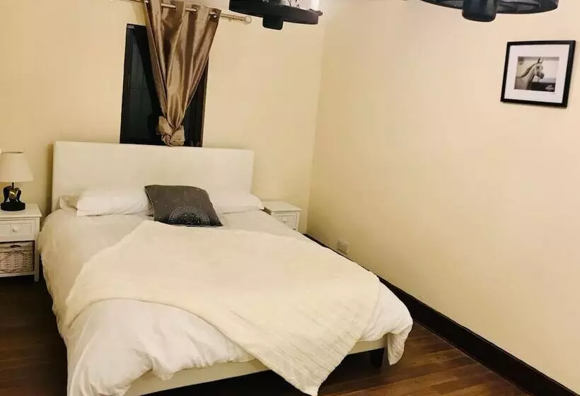 Majatalo Oldlands Farm