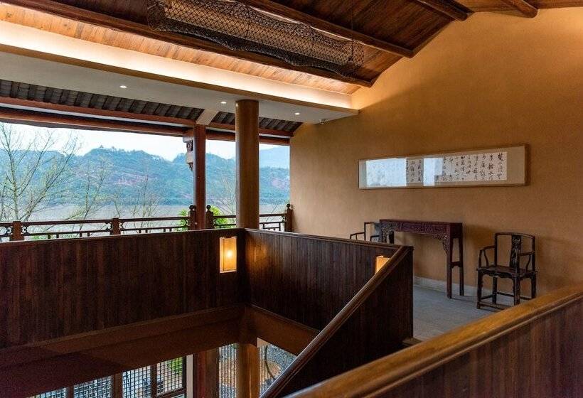 ペンション Qiansu Ban Jiang Xia Boutique Inn