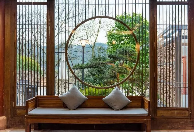 ペンション Qiansu Ban Jiang Xia Boutique Inn