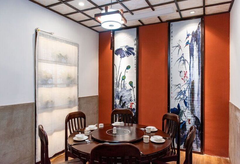 ペンション Qiansu Ban Jiang Xia Boutique Inn