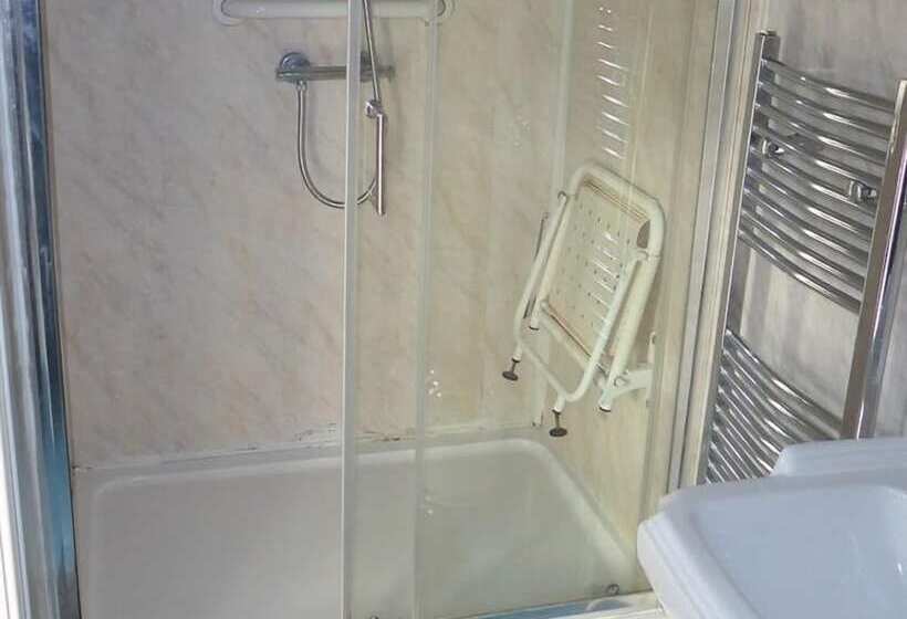 פנסיון Rest And Welcome