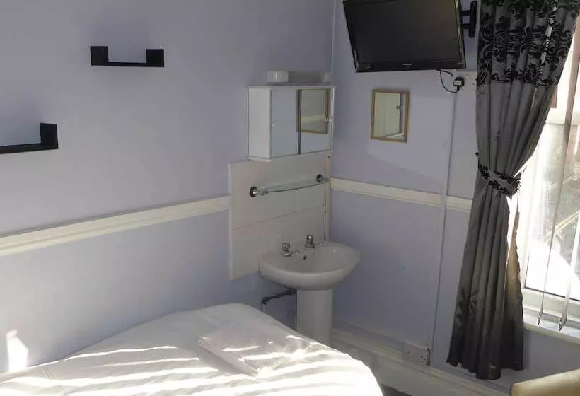 Majatalo Rest And Welcome