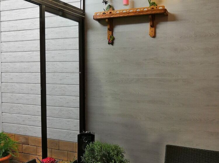 پانسیون Restaurant And Hotel Complex «corsica»