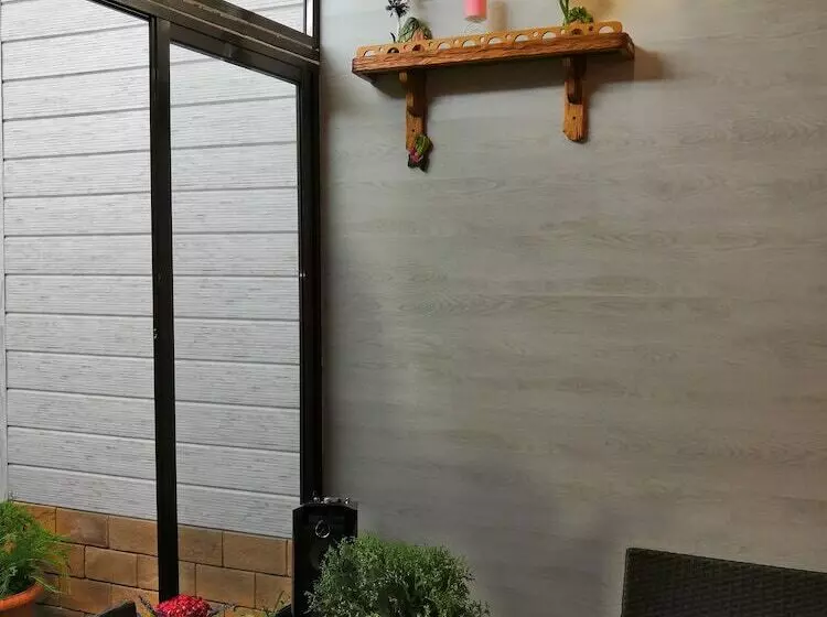 ペンション Restaurant And Hotel Complex «corsica»