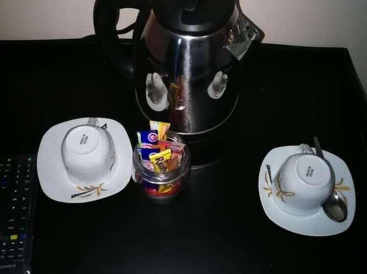 Пансион Rhino Rest Camp