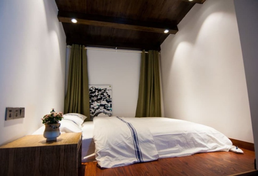 פנסיון Yun Meng Qi  Inn