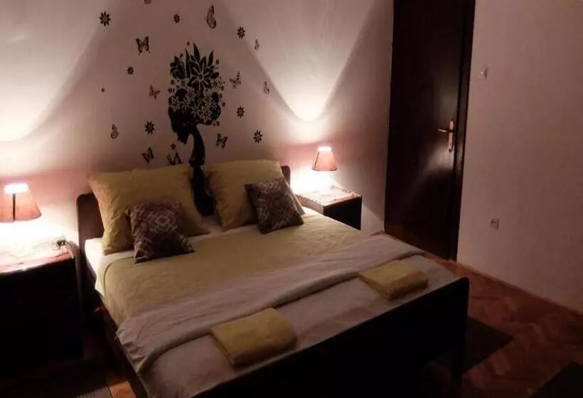 Apartments & Rooms Rendulić