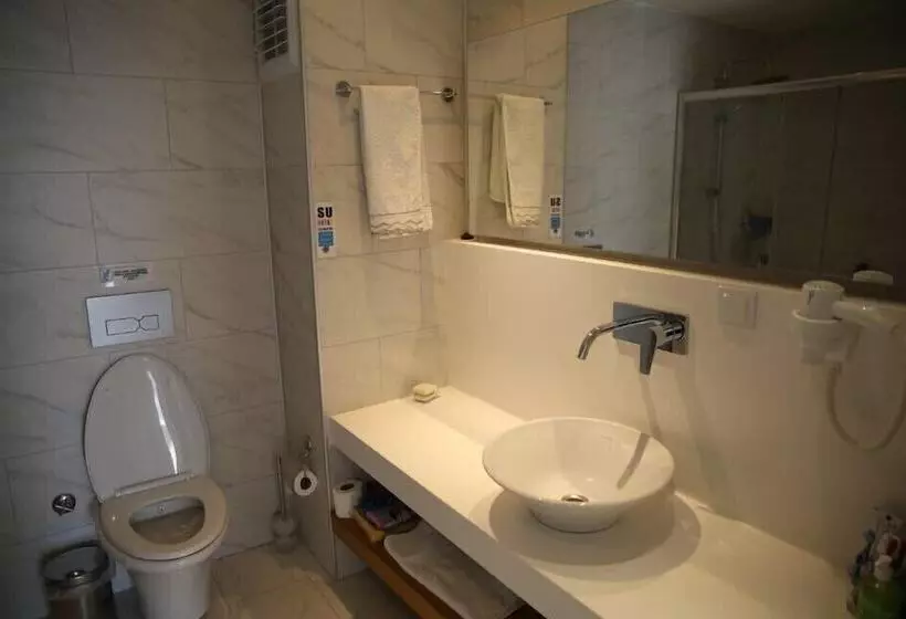 Aamiaismajoitus (B&B) Bodrum Hill