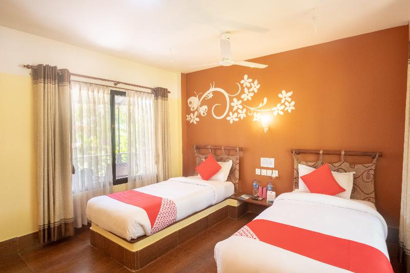 هتل Chitwan Riverside Resort By Oyo Rooms