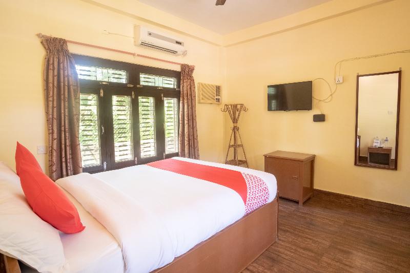 هتل Chitwan Riverside Resort By Oyo Rooms