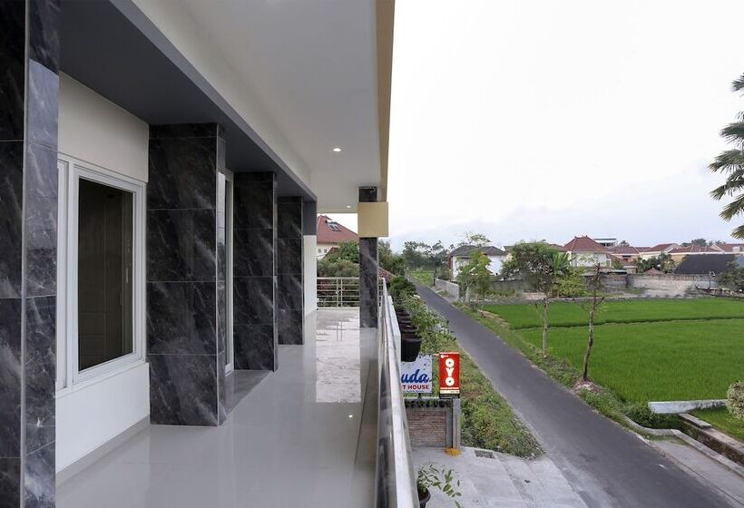 בית מלון כפרי Garuda Guesthouse Yogyakarta Redpartner