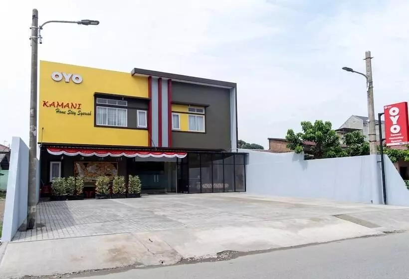 ホテル Kamani Homestay Syariah By Oyo Rooms