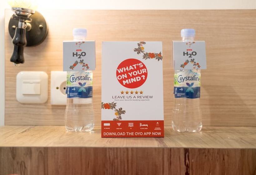 호텔 Kamani Homestay Syariah By Oyo Rooms