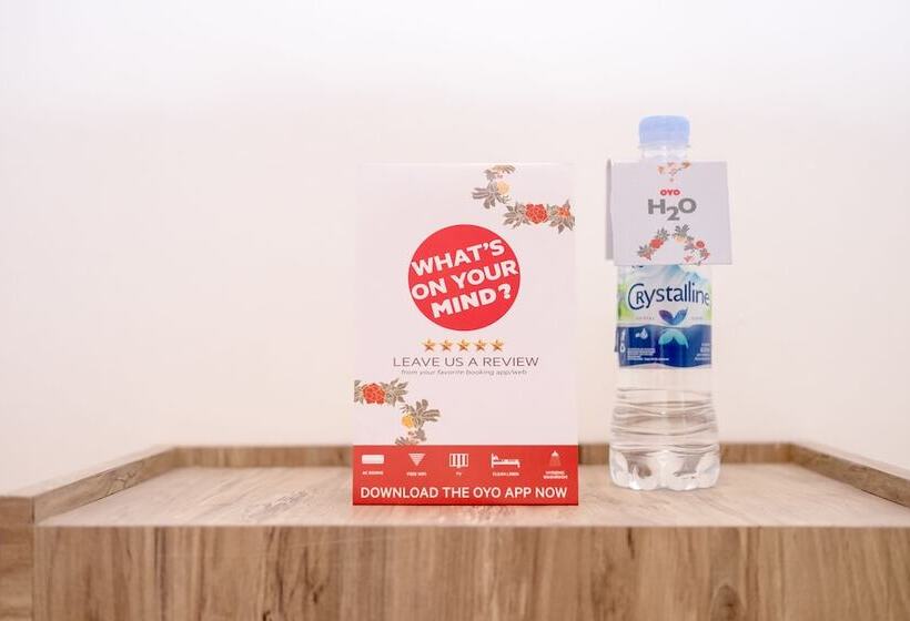 호텔 Kamani Homestay Syariah By Oyo Rooms