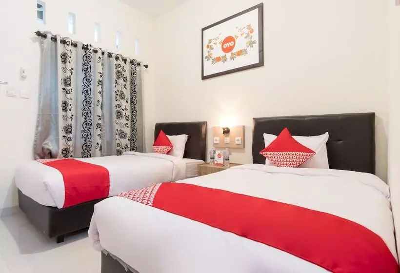 ホテル Kamani Homestay Syariah By Oyo Rooms