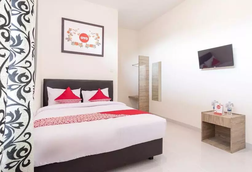 ホテル Kamani Homestay Syariah By Oyo Rooms