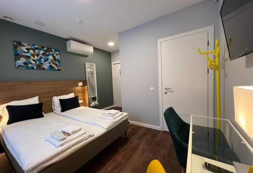 هتل Stay Vilnius