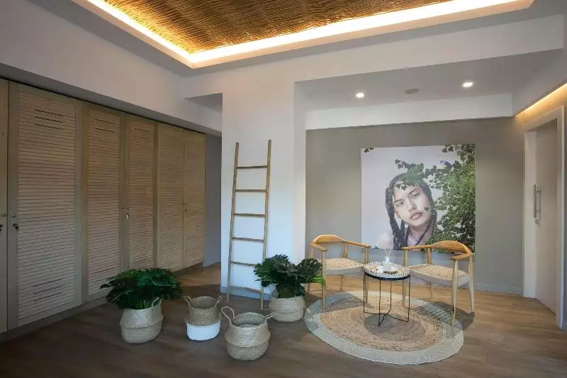 پانسیون Artree Suites