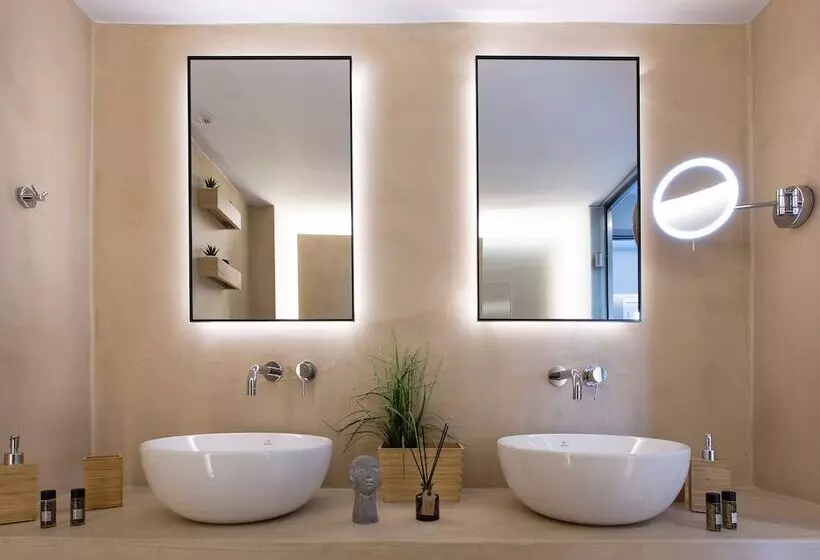 پانسیون Artree Suites