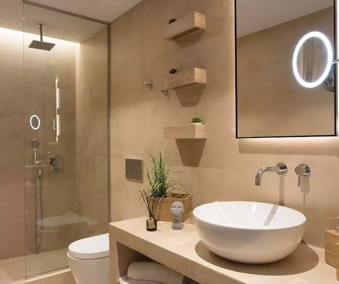 پانسیون Artree Suites