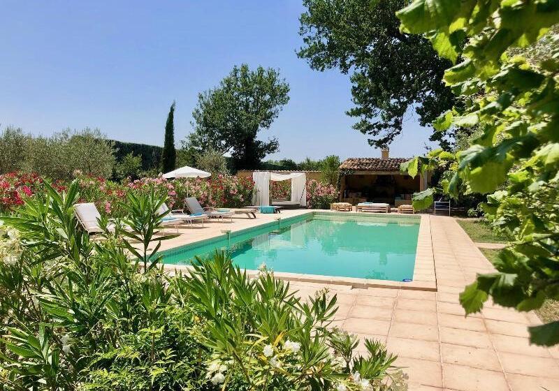 بنسيون Bastide Du Régent