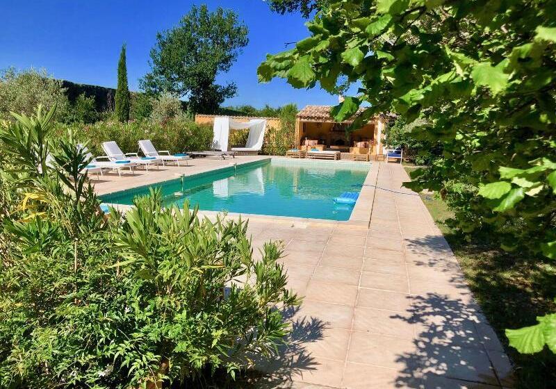 بنسيون Bastide Du Régent