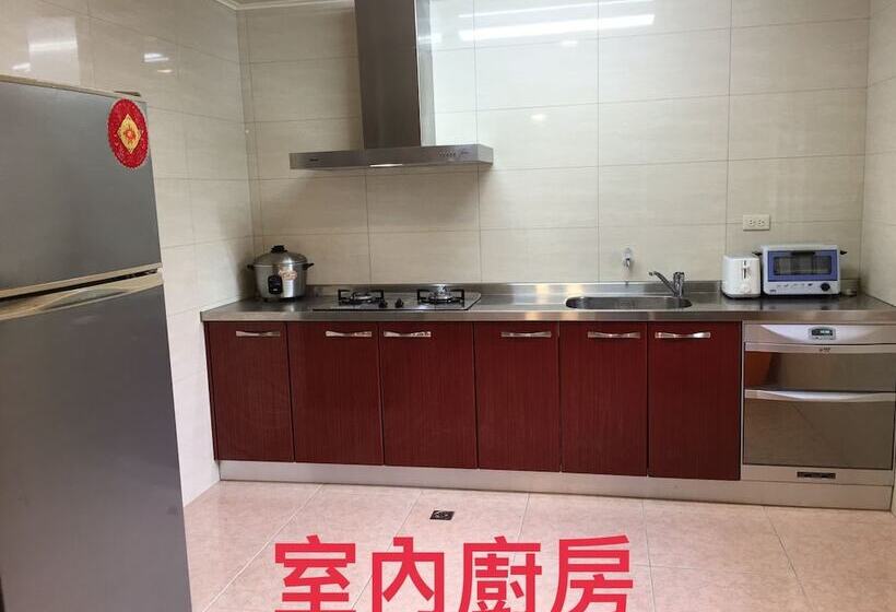 پانسیون Forest