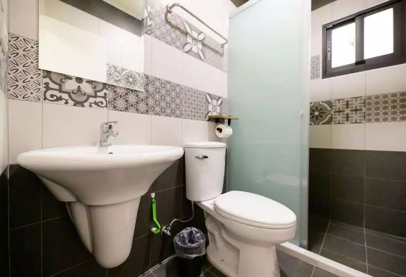 پانسیون Township Season B&b