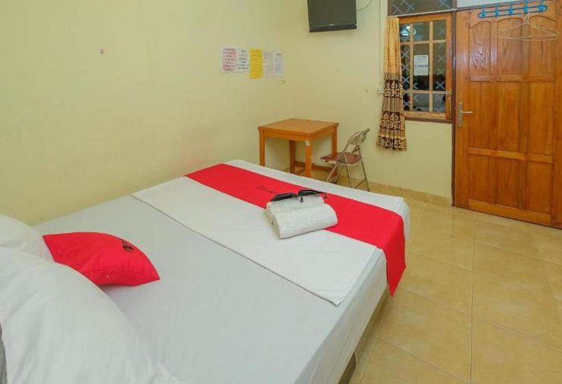 Pension Reddoorz@ Cangkring Street Cirebon