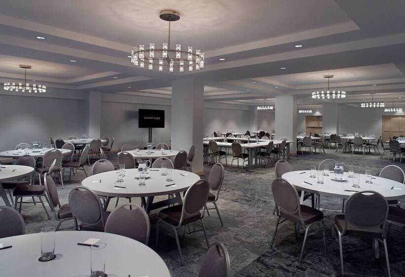 هتل Courtyard Miami Coconut Grove