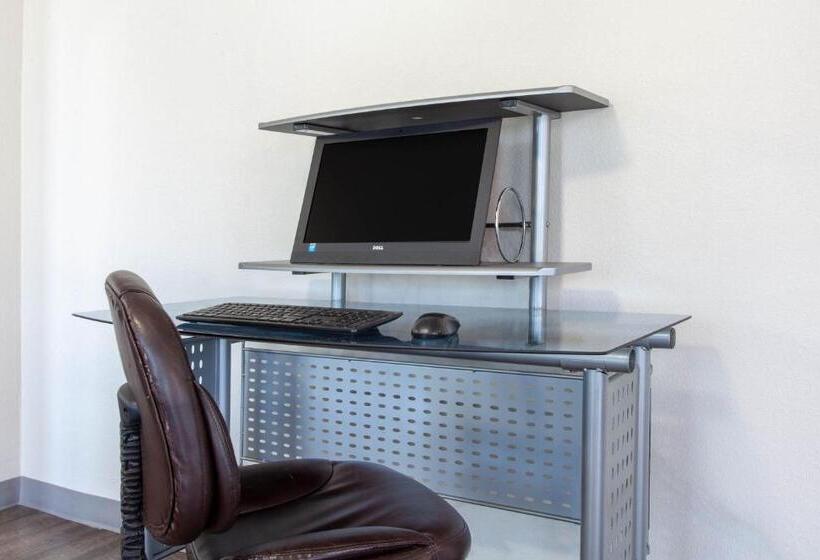 בית מלון כפרי Days Inn By Wyndham Clinton Laurens I 26