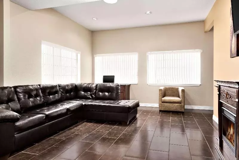 酒店 Days Inn By Wyndham San Antonio Near Fiesta Park