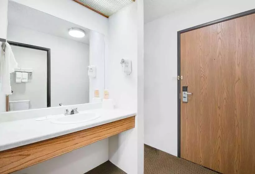 Отель Days Inn By Wyndham Sturgis Southdakota