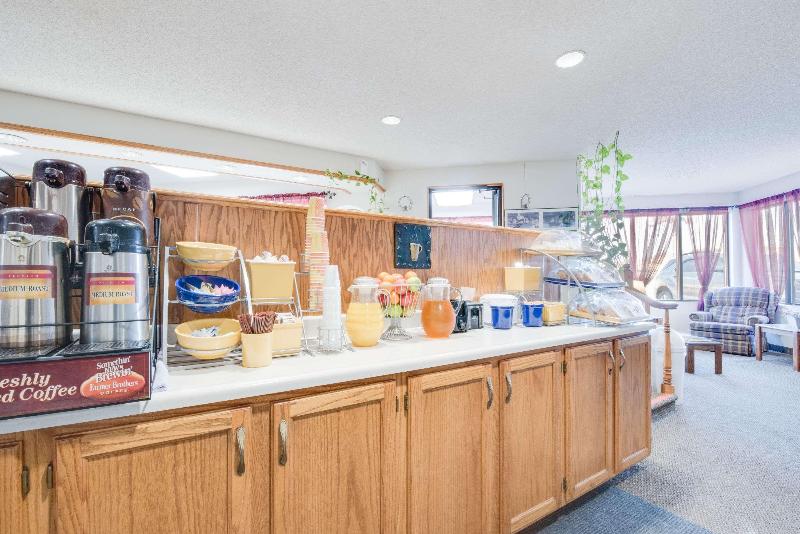 בית מלון כפרי Days Inn By Wyndham Sturgis Southdakota