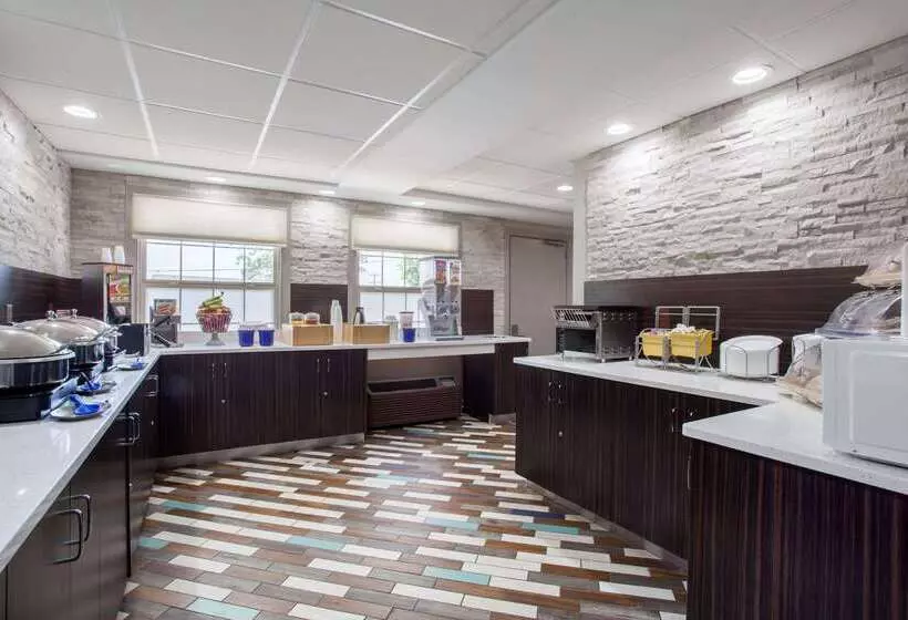 فندق Days Inn By Wyndham Wilmington/brandywine