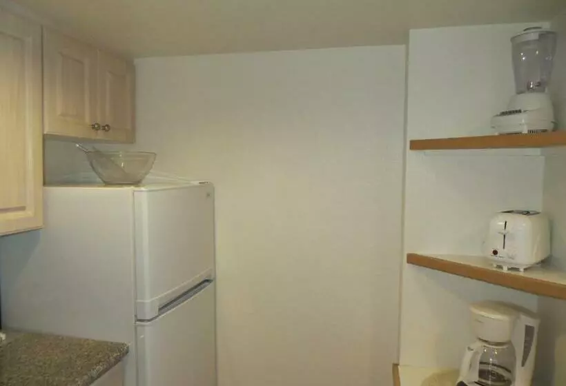 ホテル Desert Breezes Resort