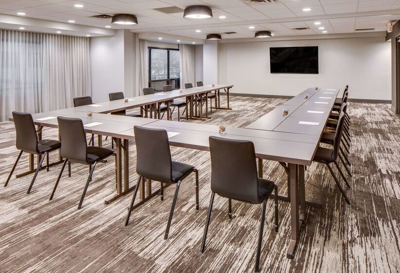 Doubletree By Hilton Hotel & Suites Jersey City