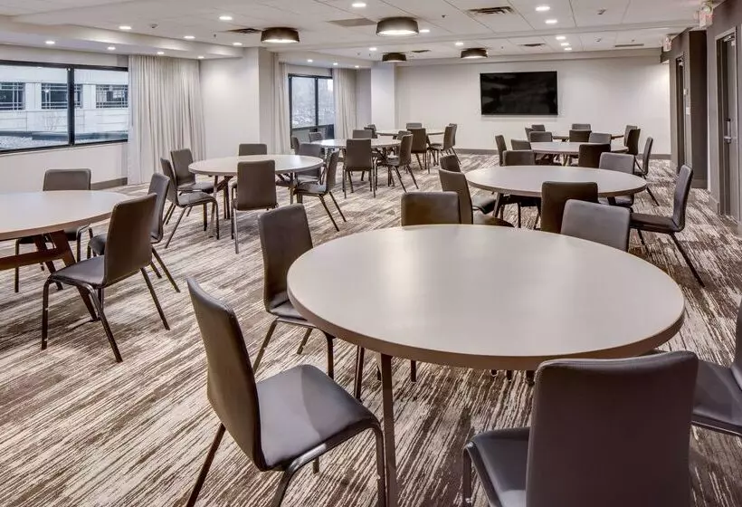 Doubletree By Hilton Hotel & Suites Jersey City