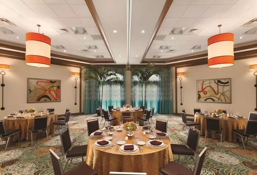 호텔 Doubletree Suites By Hilton Orlando Disney Springs® Area