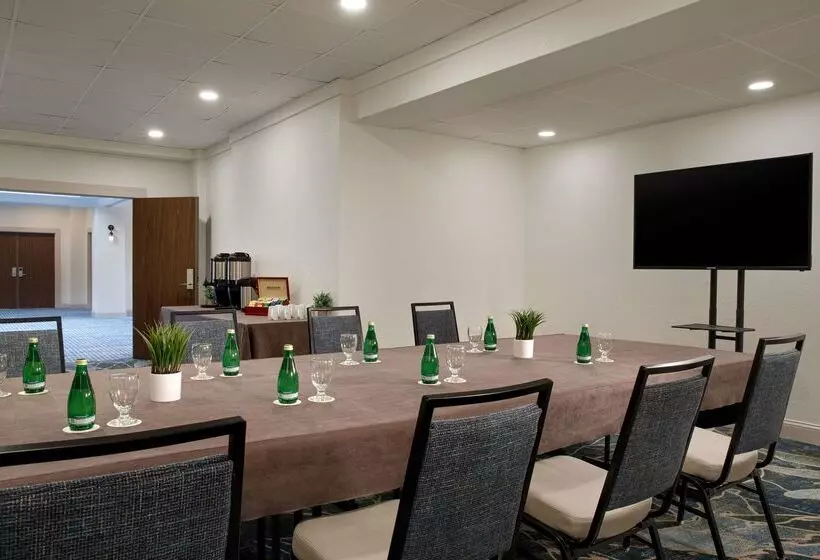 호텔 Doubletree Suites By Hilton Orlando Disney Springs® Area