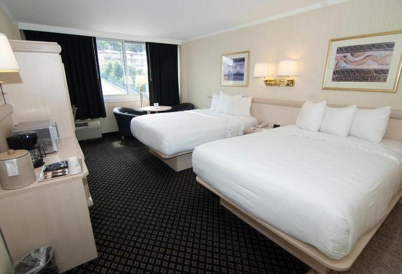 호텔 Ramada By Wyndham North Bergen