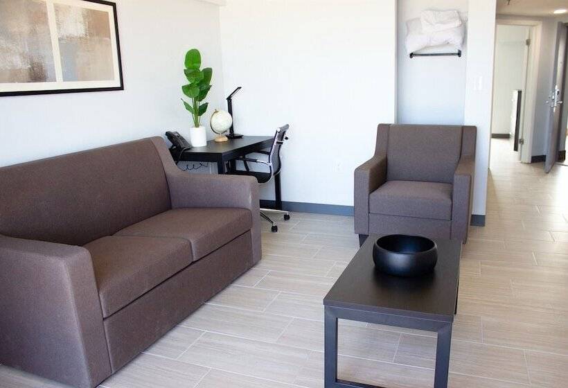 ホテル Sun & Sand Resort Oceanfront Suites