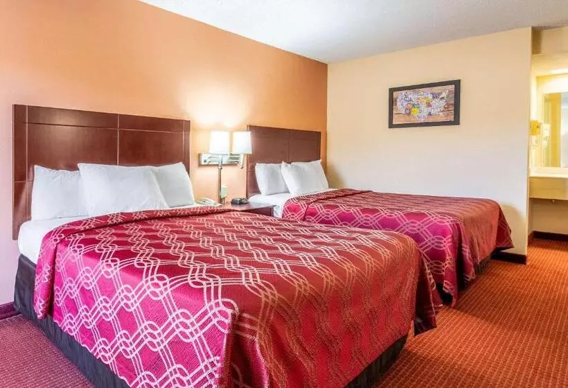 فندق على الطريق Econo Lodge