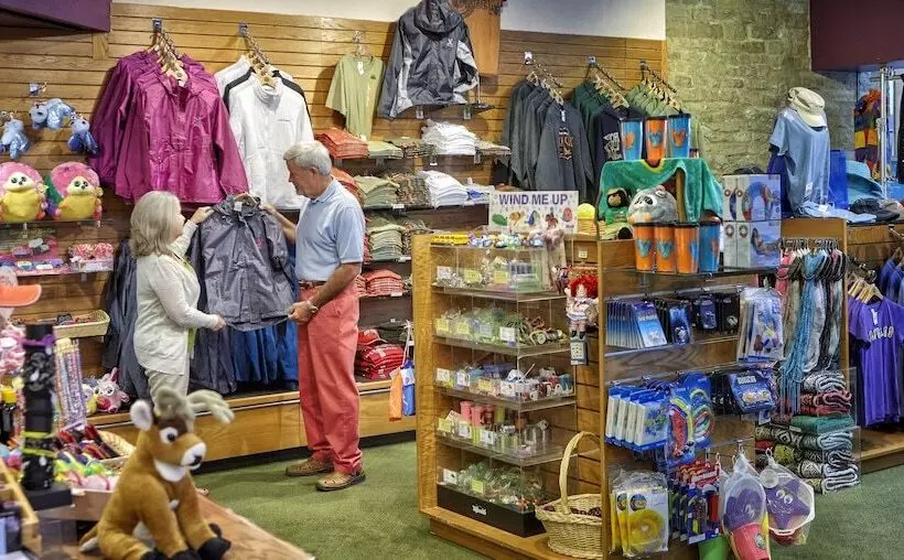 منتجع Deer Creek Lodge & Conference Center