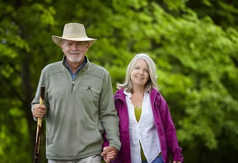 منتجع Deer Creek Lodge & Conference Center